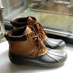 hilfiger duck boots mens